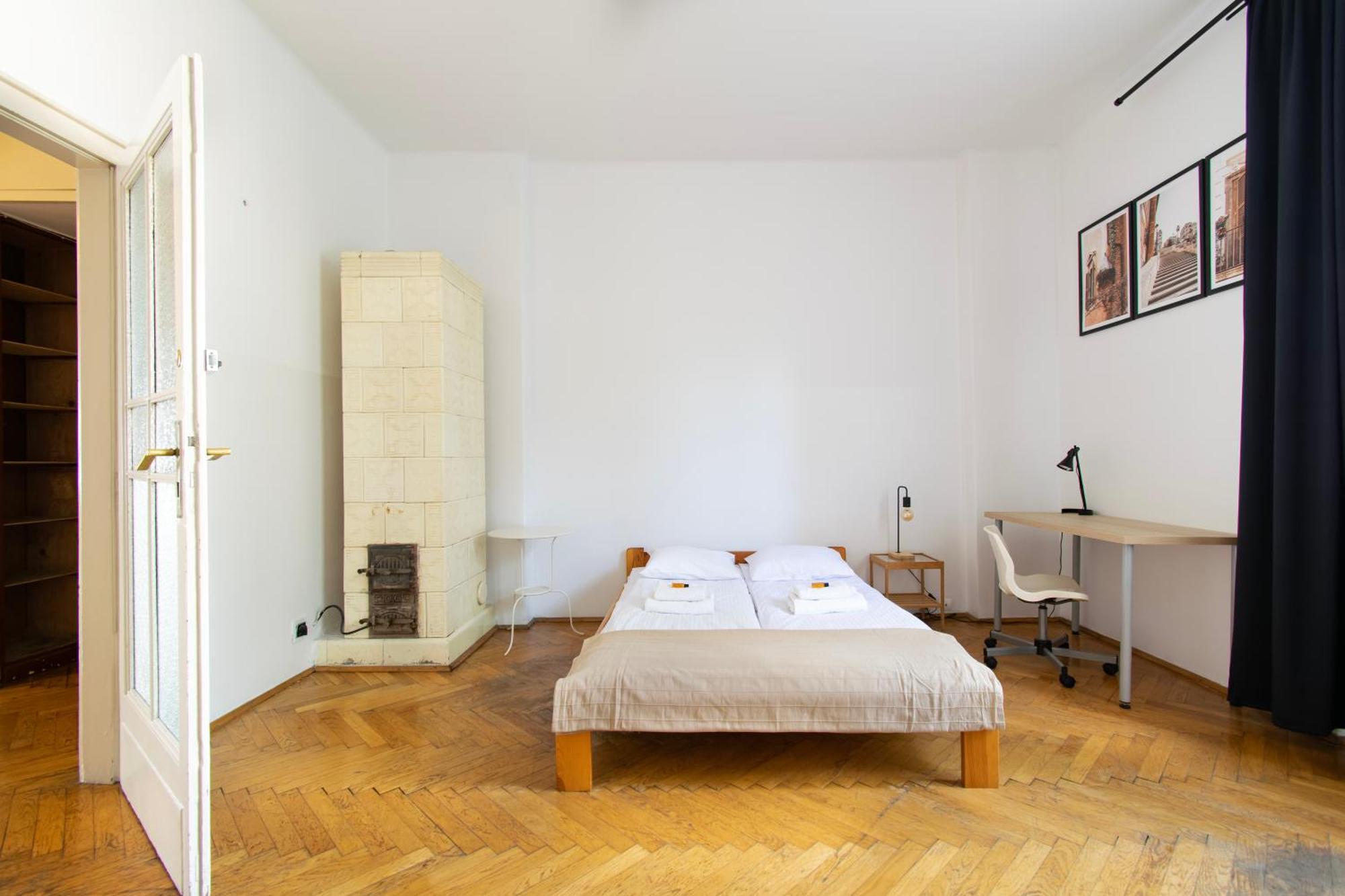 Retro Apartmentments Lobzowska Street 克拉科夫 外观 照片