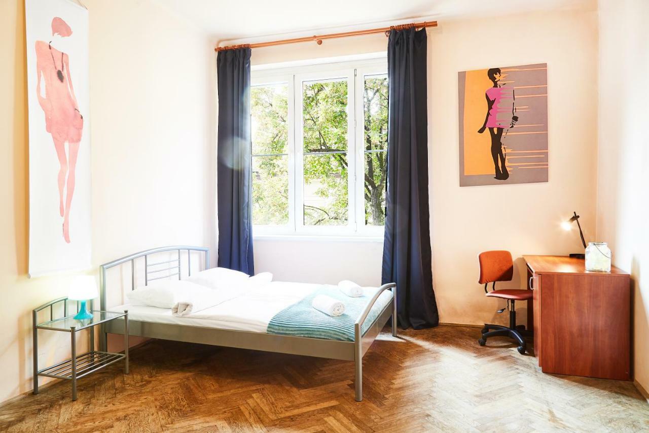 Retro Apartmentments Lobzowska Street 克拉科夫 外观 照片